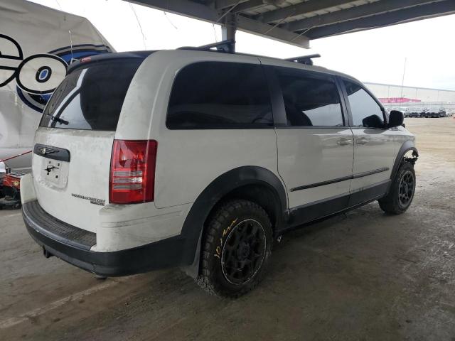 2A4RR5D1XAR491546 - 2010 CHRYSLER TOWN & COU TOURING WHITE photo 3