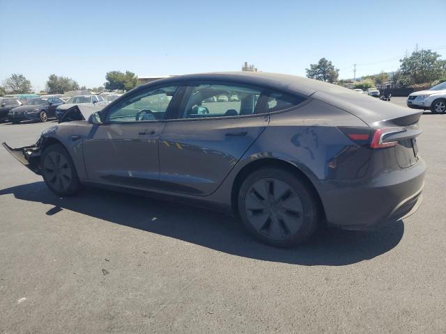5YJ3E1EA2SF939368 - 2025 TESLA MODEL 3 灰色 照片 2