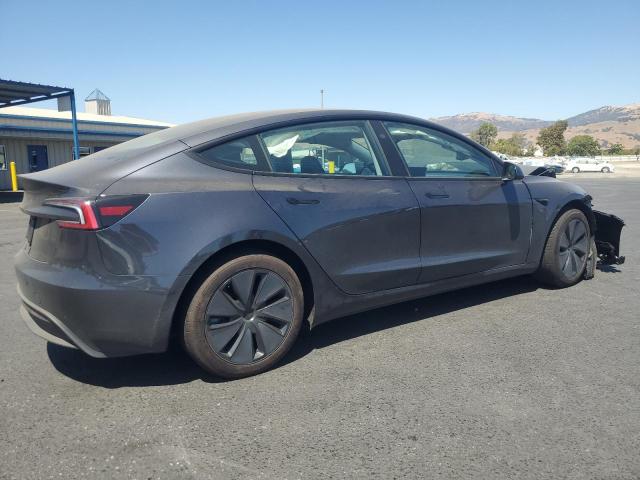 5YJ3E1EA2SF939368 - 2025 TESLA MODEL 3 灰色 照片 3
