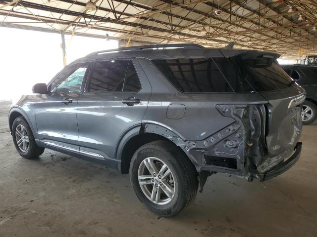 1FMSK8DH9NGA54151 - 2022 FORD EXPLORER XLT GRAY photo 2