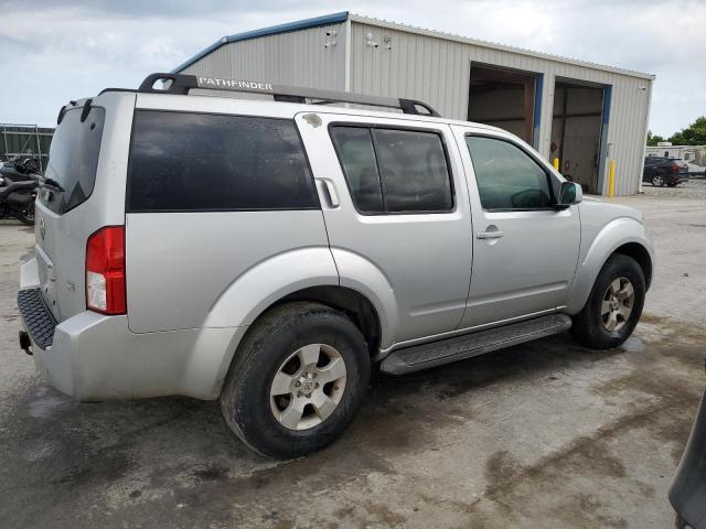 5N1AR18W75C716579 - 2005 NISSAN PATHFINDER LE Серебристый фото 3