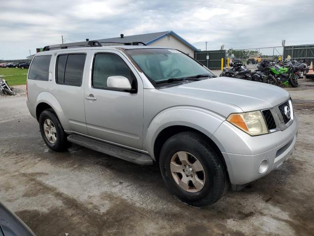 5N1AR18W75C716579 - 2005 NISSAN PATHFINDER LE Серебристый фото 4