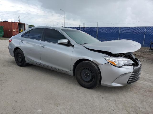 4T1BF1FK8GU511606 - 2016 TOYOTA CAMRY LE SILVER photo 4