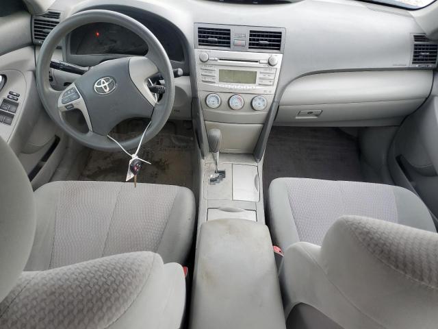 4T1BF3EK5BU678253 - 2011 TOYOTA CAMRY BASE SILVER photo 8