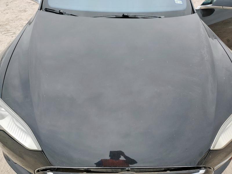 5YJSA1E24GF128419 - 2016 TESLA MODEL S Чорний фото 11