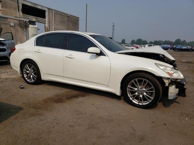 JNKBV61F38M261920 - 2008 INFINITI G35 WHITE photo 4