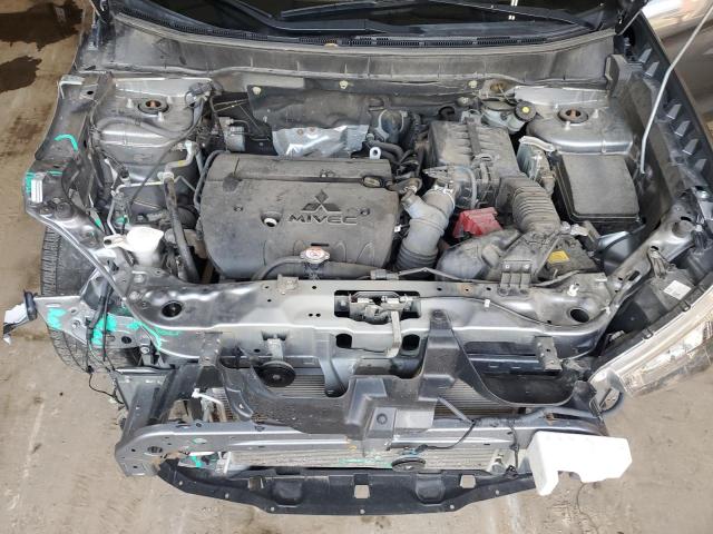 JA4AR3AU2KU010354 - 2019 MITSUBISHI OUTLANDER ES SILVER photo 11