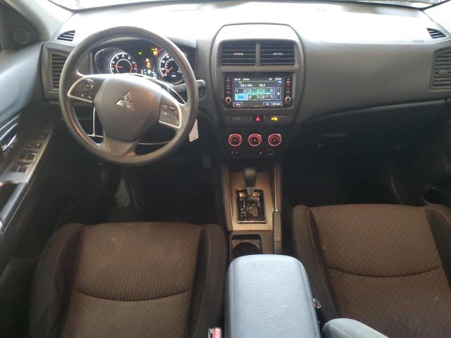 JA4AR3AU2KU010354 - 2019 MITSUBISHI OUTLANDER ES SILVER photo 8