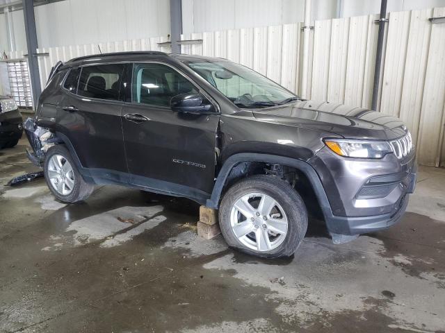 3C4NJDBB6NT148396 - 2022 JEEP COMPASS LATITUDE CHARCOAL photo 4