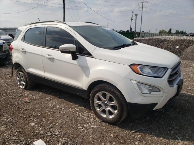 MAJ6P1UL1JC247498 - 2018 FORD ECOSPORT SE WHITE photo 4