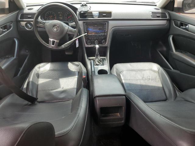 1VWAT7A30EC118906 - 2014 VOLKSWAGEN PASSAT S Weiß Foto 8