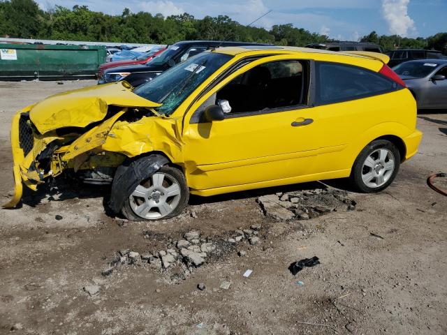 1FAHP31N36W204698 - 2006 FORD FOCUS ZX3 YELLOW photo 1