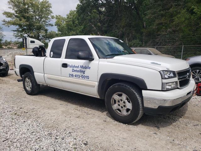 1GCEC19Z47Z202091 - 2007 CHEVROLET SILVERADO C1500 CLASSIC WHITE photo 4