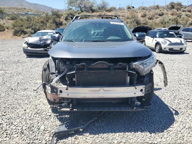 2T3P1RFV0MC166024 - 2021 TOYOTA RAV4 XLE CHARCOAL photo 5