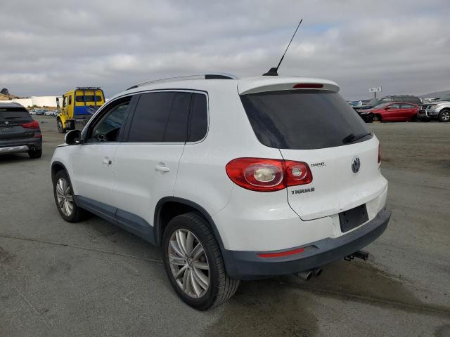 WVGBV75N39W524403 - 2009 VOLKSWAGEN TIGUAN SE WHITE photo 2