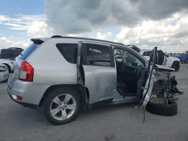 1C4NJCBB1CD503696 - 2012 JEEP COMPASS SPORT GRAY photo 3