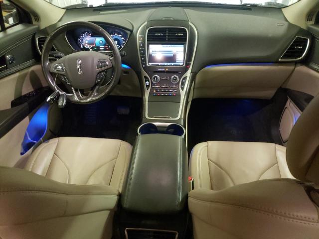 2LMTJ8LR7GBL44288 - 2016 LINCOLN MKX RESERVE BEIGE photo 8