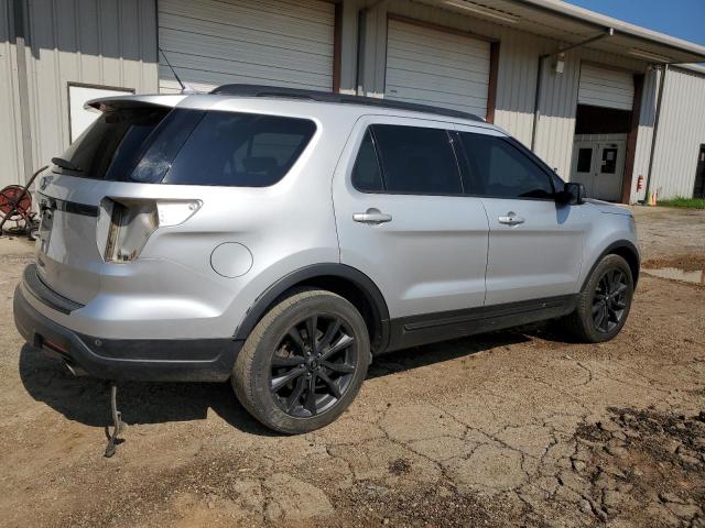 1FM5K7D84KGA04129 - 2019 FORD EXPLORER XLT SILVER photo 3