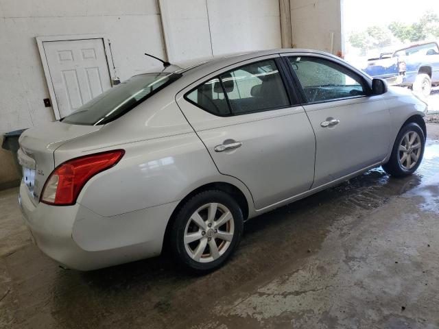 3N1CN7AP0CL803551 - 2012 NISSAN VERSA S 银色 照片 3