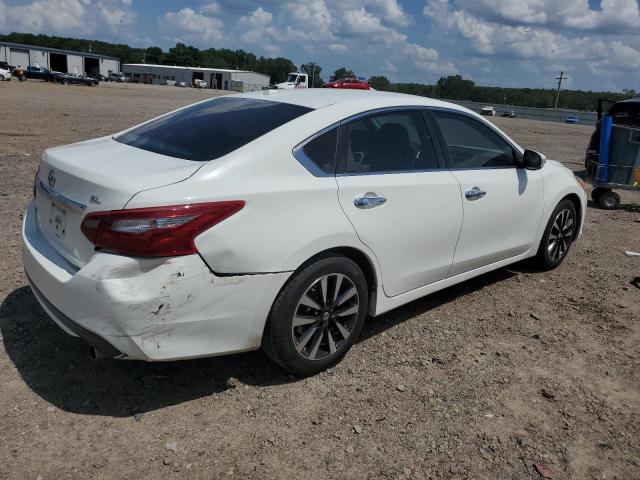 1N4AL3APXJC188508 - 2018 NISSAN ALTIMA 2.5 Blanc photo 3