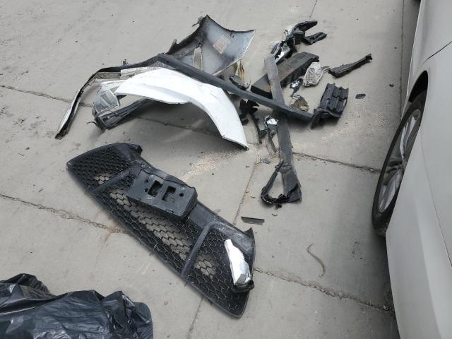 4T1BF1FK2HU702049 - 2017 TOYOTA CAMRY LE WHITE photo 12