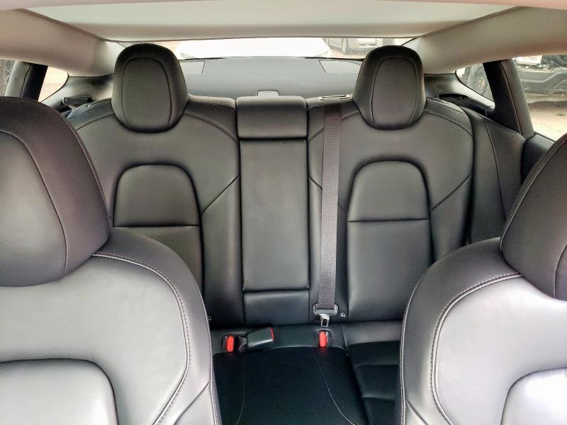 5YJ3E1EA8MF985564 - 2021 TESLA MODEL 3 WHITE photo 10