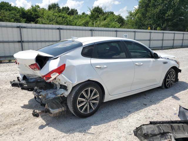 5XXGT4L31KG351472 - 2019 KIA OPTIMA LX أبيض صورة 3