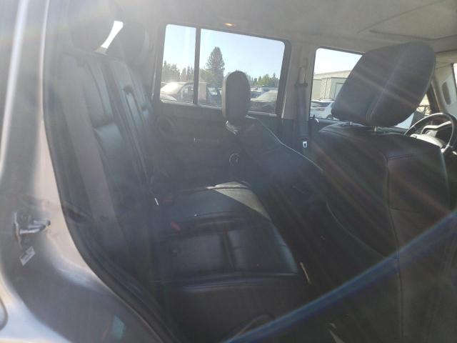 1J8HG58208C182836 - 2008 JEEP COMMANDER LIMITED TAN photo 10