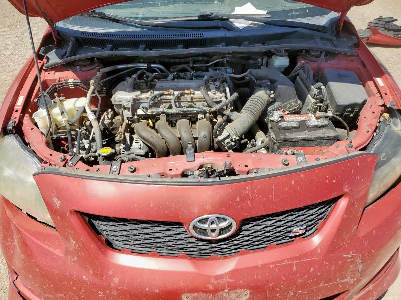 1NXBU4EE4AZ242210 - 2010 TOYOTA COROLLA BASE RED photo 11