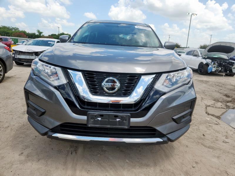 KNMAT2MT8JP542628 - 2018 NISSAN ROGUE S 灰色 照片 5