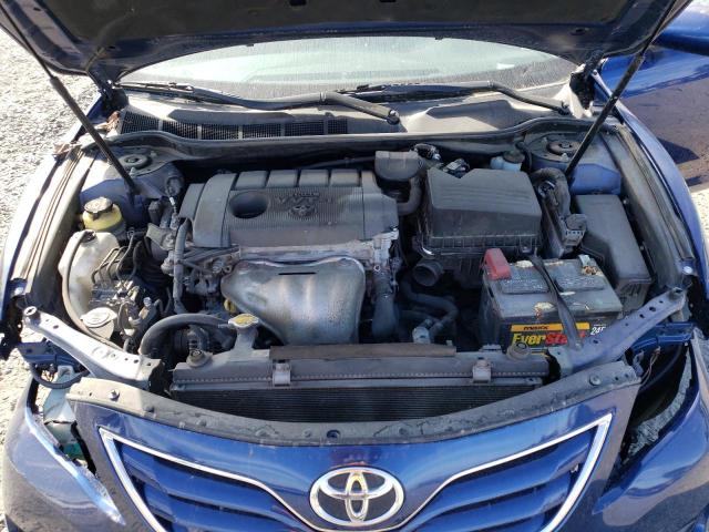 4T1BF3EK0BU764036 - 2011 TOYOTA CAMRY BASE BLUE photo 11