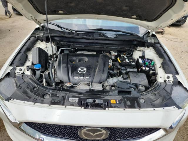 JM3KFBCMXK0575797 - 2019 MAZDA CX-5 TOURING WHITE photo 12