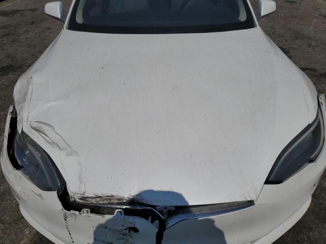 5YJSA1E18HF216138 - 2017 TESLA MODEL S WHITE photo 11