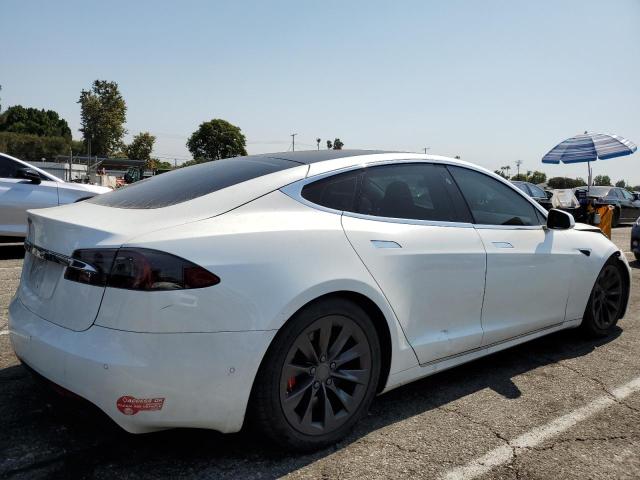 5YJSA1E18HF216138 - 2017 TESLA MODEL S WHITE photo 3