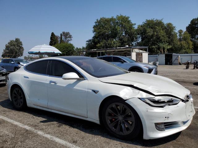 5YJSA1E18HF216138 - 2017 TESLA MODEL S WHITE photo 4
