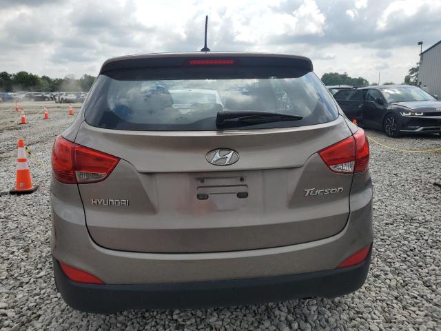 KM8JT3AB6BU198667 - 2011 HYUNDAI TUCSON GL GOLD photo 6