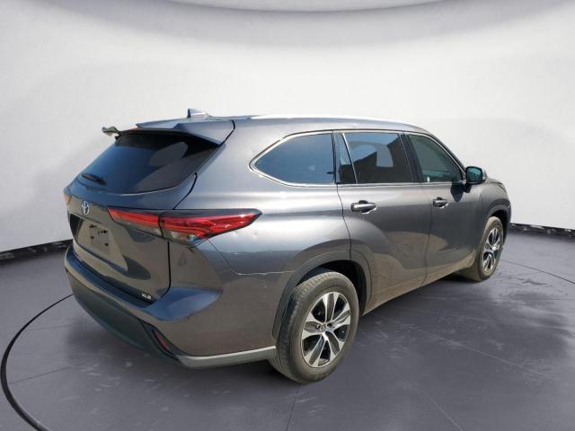 5TDGZRAH2NS120884 - 2022 TOYOTA HIGHLANDER XLE Grau Foto 3