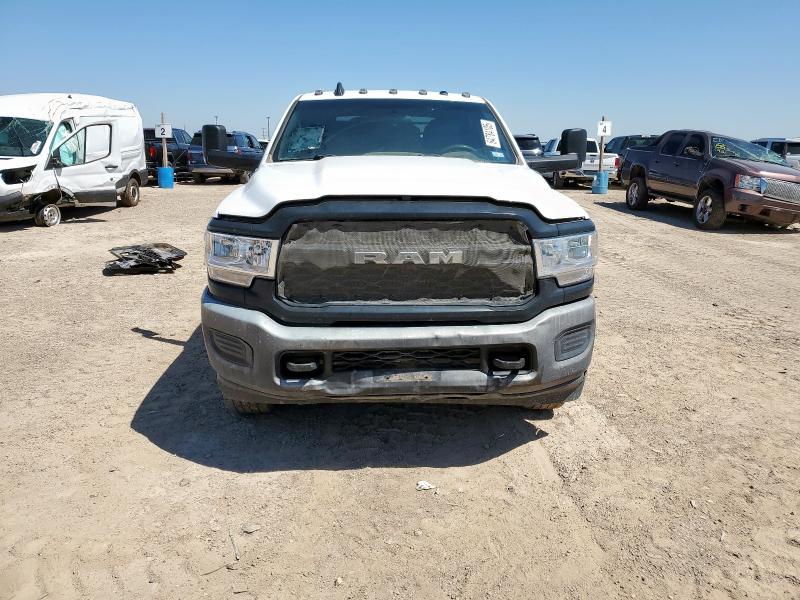 3C7WR5HJ9MG507462 - 2021 RAM 2500 TRADESMAN WHITE photo 5