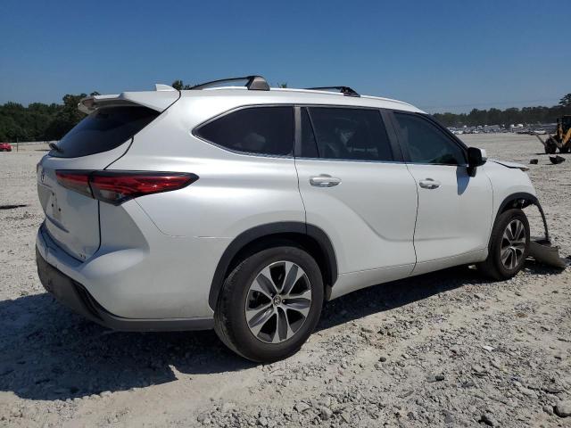 5TDKDRAH4PS010009 - 2023 TOYOTA HIGHLANDER L WHITE photo 3