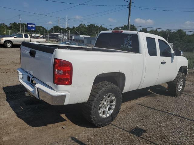 1GCEK19J18Z275563 - 2008 CHEVROLET SILVERADO K1500 WHITE photo 3