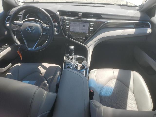 4T1B61HK6JU038244 - 2018 TOYOTA CAMRY XSE WHITE photo 8