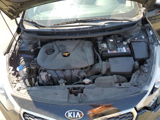 KNAFK4A61G5618470 - 2016 KIA FORTE LX BLACK photo 11