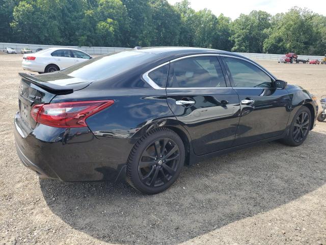 1N4AL3AP2JC235871 - 2018 NISSAN ALTIMA 2.5 შავი ფოტო 3