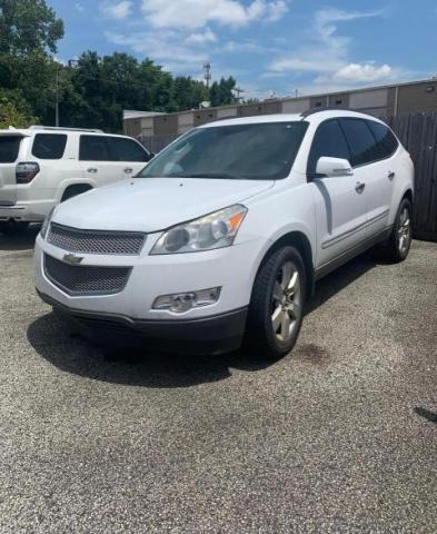 1GNLRHED9AS109082 - 2010 CHEVROLET TRAVERSE LTZ WHITE photo 2