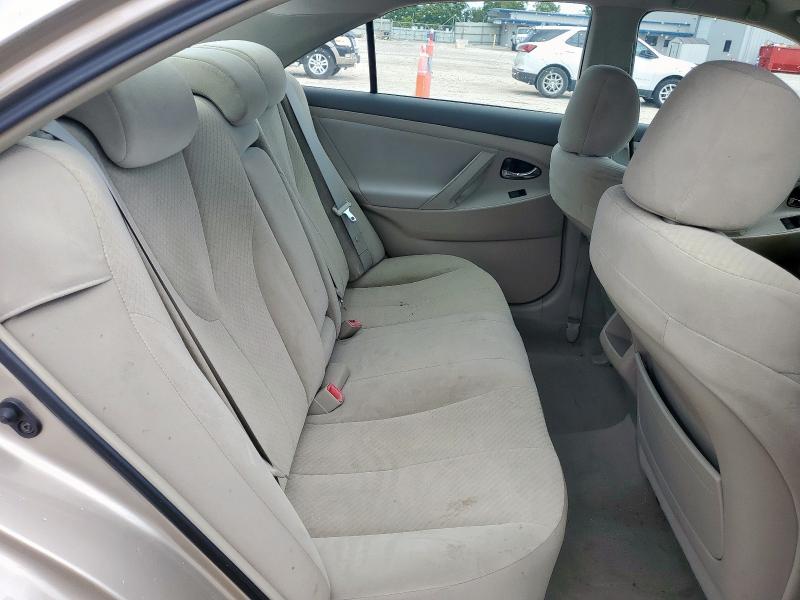 4T1BE46K49U870667 - 2009 TOYOTA CAMRY BASE BEIGE photo 10