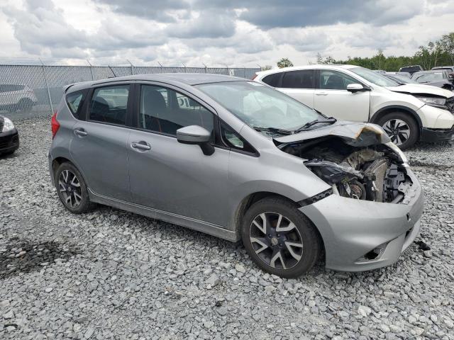 3N1CE2CP2FL355303 - 2015 NISSAN VERSA NOTE S SILVER photo 4