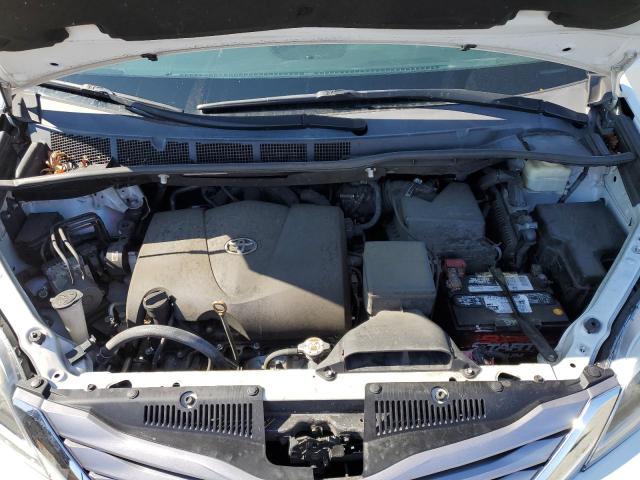 5TDDZ3DC4HS155642 - 2017 TOYOTA SIENNA XLE WHITE photo 12