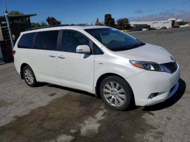 5TDDZ3DC4HS155642 - 2017 TOYOTA SIENNA XLE WHITE photo 4