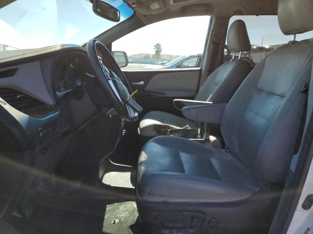 5TDDZ3DC4HS155642 - 2017 TOYOTA SIENNA XLE WHITE photo 7