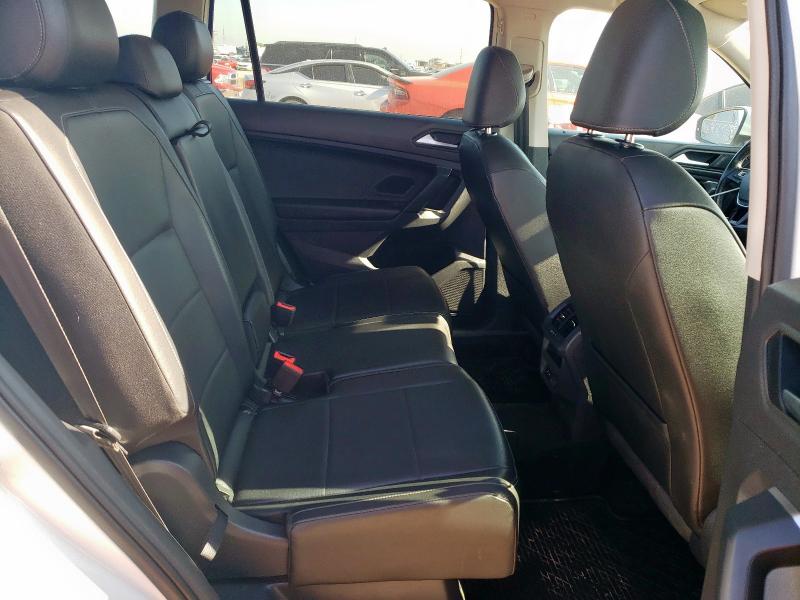 3VV3B7AX2KM056468 - 2019 VOLKSWAGEN TIGUAN SE Weiß Foto 11